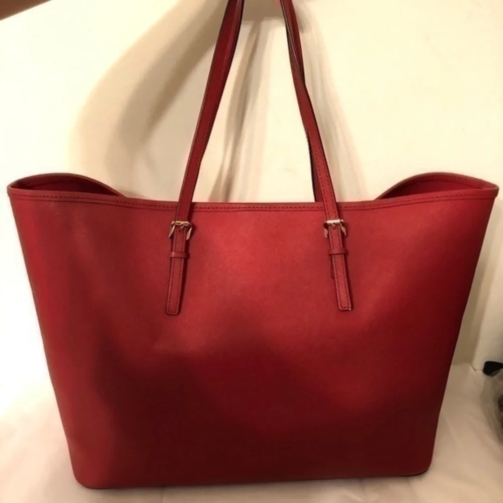 Michael kors red saffiano leather tote bag
